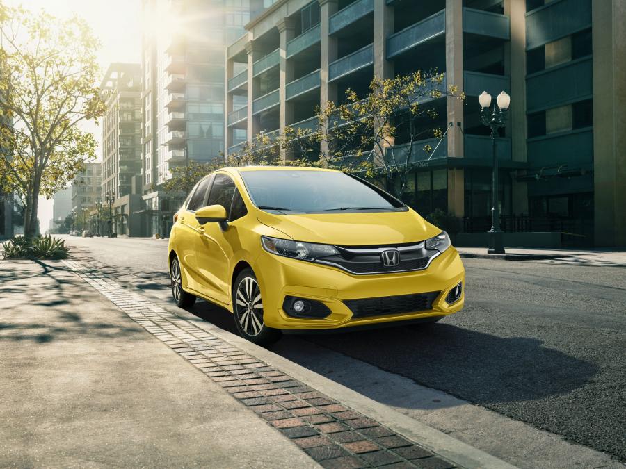  Honda Fit Sport 2017 года  (NA) (фото 10 из 71)